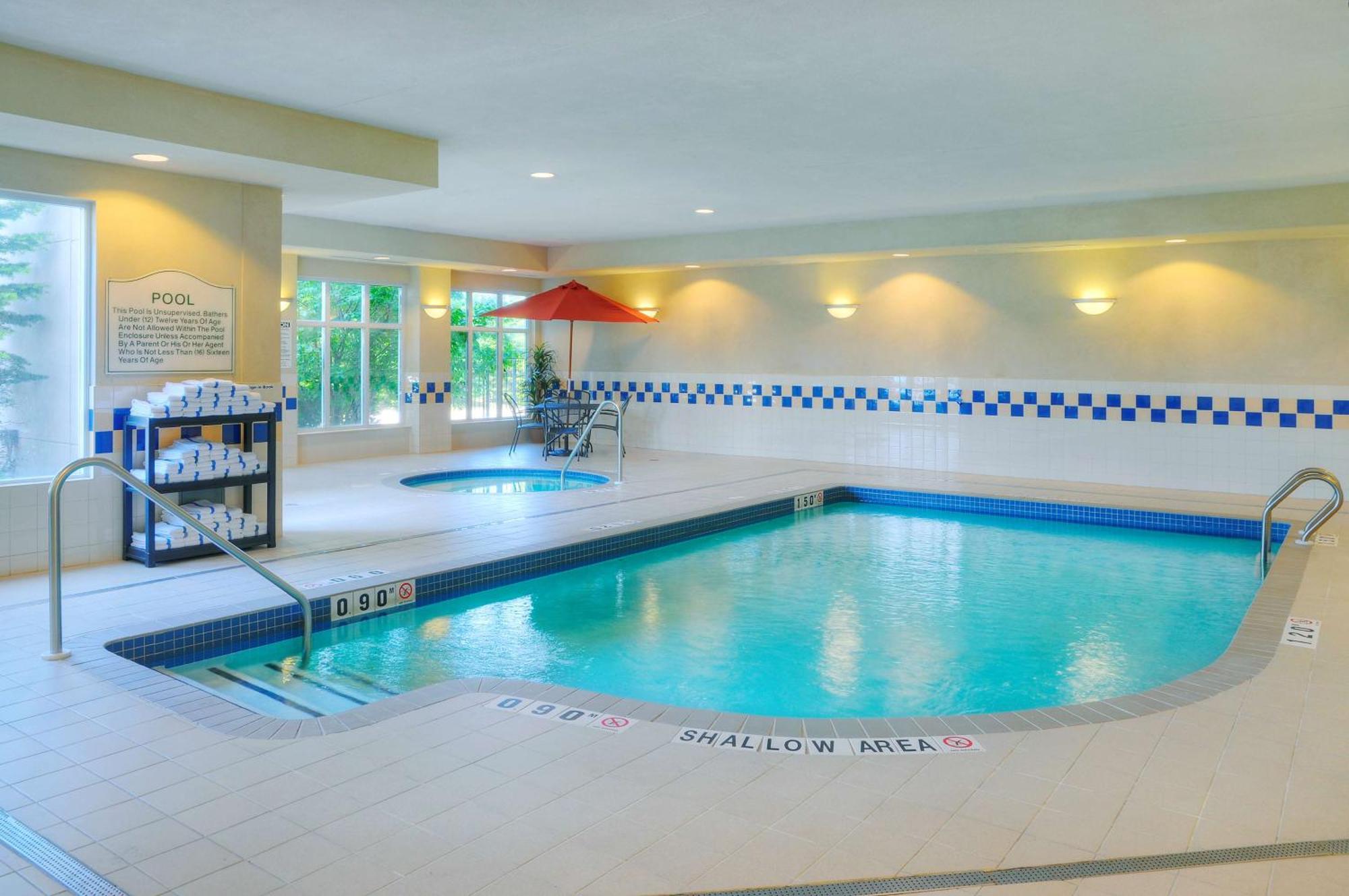 Hilton Garden Inn Toronto/Burlington Exteriör bild